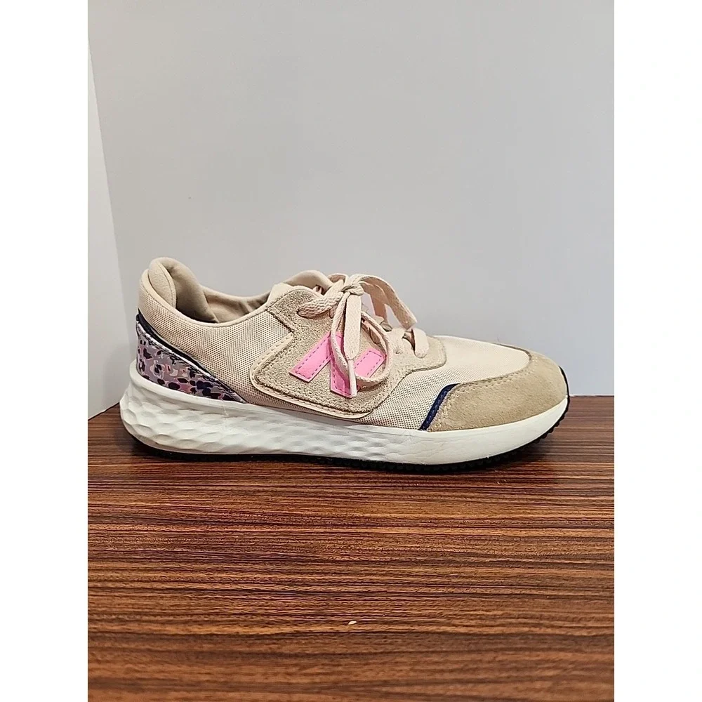 New Balance Fresh Foam X70 V1 Women's Tan Pink Size 5 B Sneakers Shoes - Picture 3 of 9